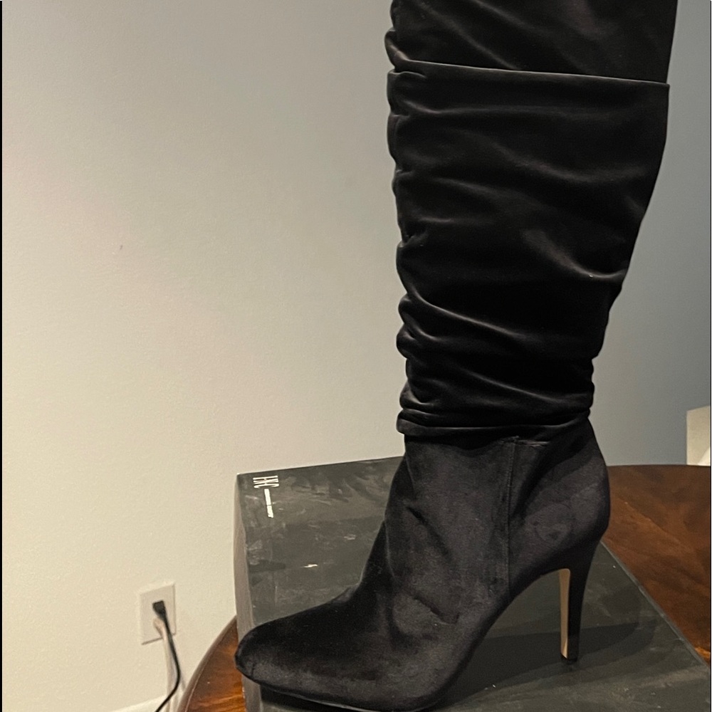 Mint condition INC size 12 black velvet boots
